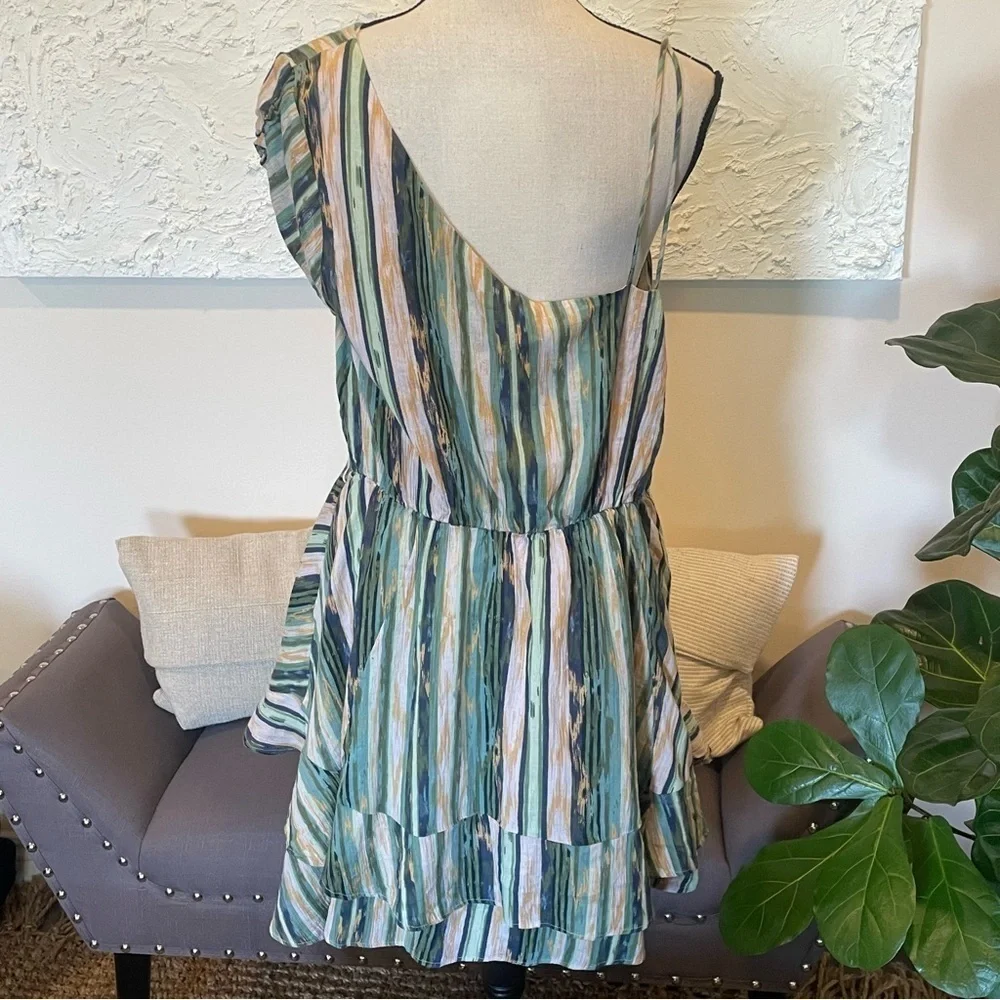 FREE PEOPLE ASYMMETRICAL SHOULDER PRINT DRESS NEUTRAL COMBO Sz L